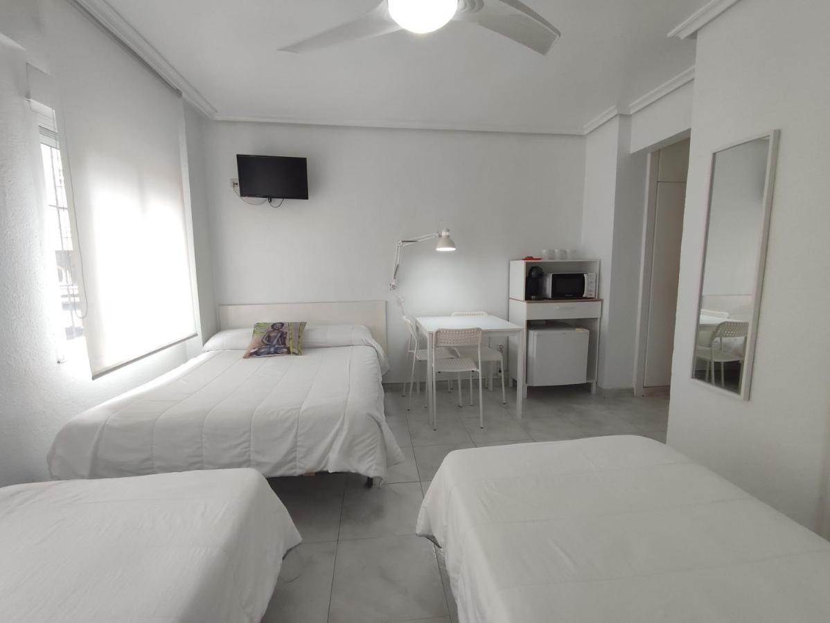 Hostal Lucy Santander Exterior photo
