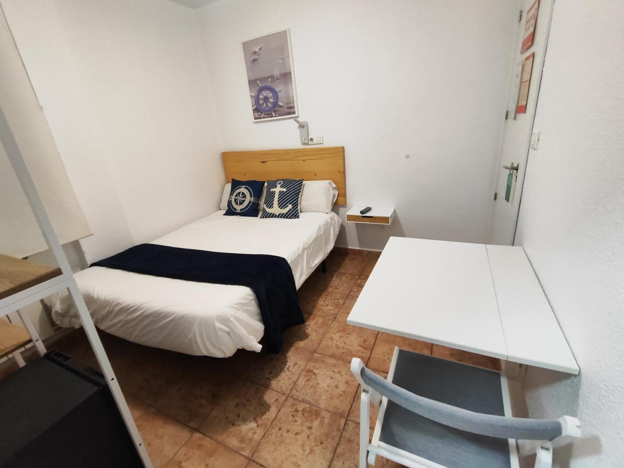 Hostal Lucy Santander Exterior photo
